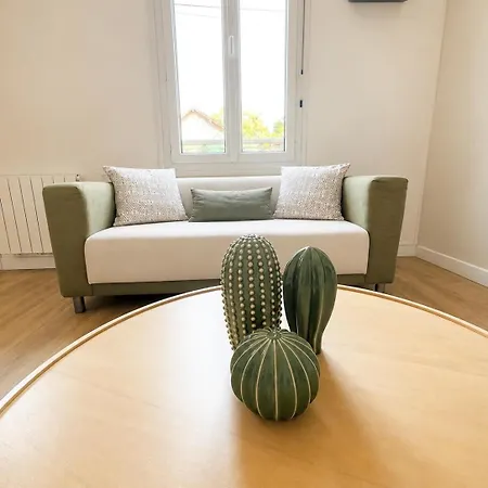 Groupes & Familles , 4 Chambres, 5 Min Gare -Melun Apartment Melun