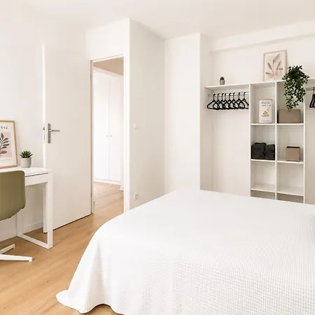 Apartment Groupes & Familles , 4 Chambres, 5 Min Gare -Melun Melun